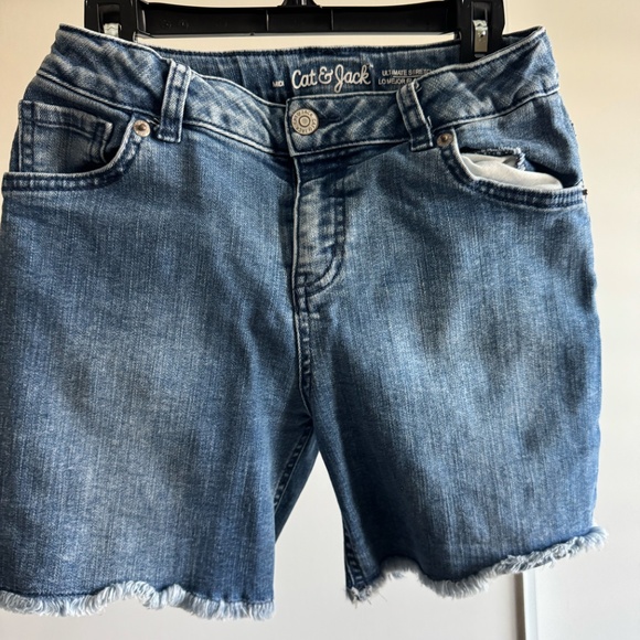 Cat and Jack Shorts - Picture 1 of 3